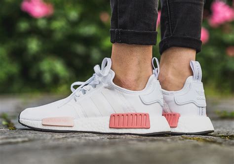 white adidas nmd r1 herren|adidas nmd r1 white women's.